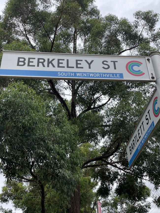 A petition has circulated among Berkeley St residents opposing small cell base stations.