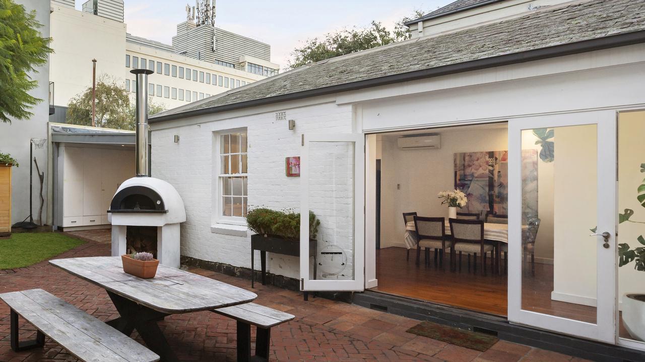 Cricket great’s former home hits market