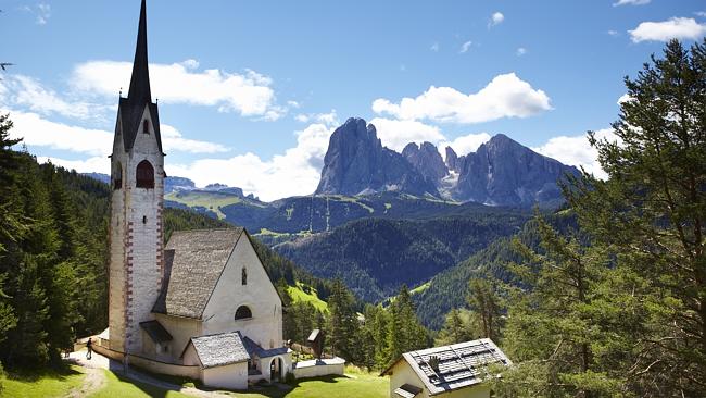  The Church of Saint Giacomo and Mountain range in the Val Gardena region of the Dolomites. Picutre:  Matt Munro/Lonely Planet M