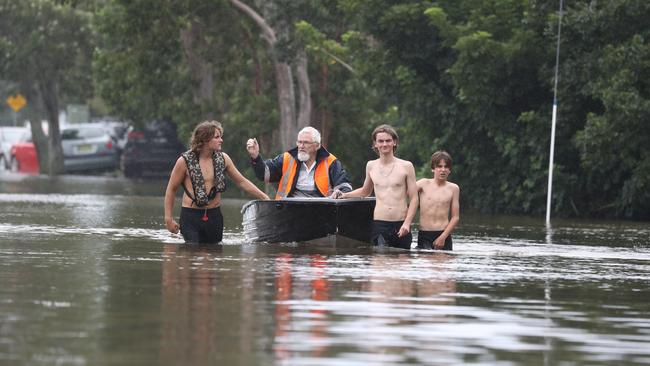 Flooding is seen in Chinderah, Northern NSW, Tuesday, March 1, 2022. More severe weather is expected along the NSW coast. (AAP Image/Jason O'Brien) NO ARCHIVING