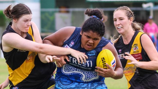 The Darwin Buffettes will take on the Nightcliff Tigers in the women’s elimination final. Picture: Celina Whan / AFLNT Media