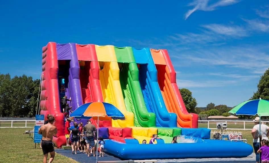 Worlds Biggest Inflatable Water Slide Coming To Warwick The Courier Mail 8506