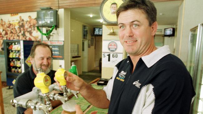 Pay running Marty's on the Beach hotel in Hervey Bay.