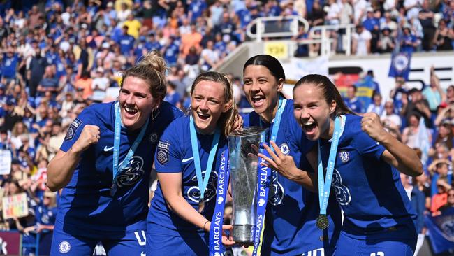 Sam Kerr and her Chelsea teammates celebrate the title win. Picture: JUSTIN TALLIS / AFP