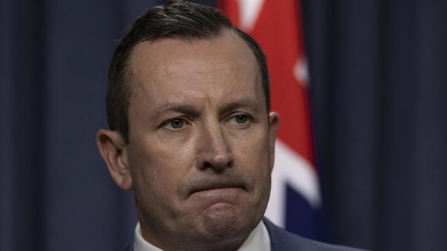 ##MUST STAY BEHIND THE PAYWALL. MUST CREDIT THE WEST AUSTRALIAN. NOT FOR SOCIALS## Premier Mark McGowan speaks to media on Jan 21, 2022. Picture: Matt Jelonek