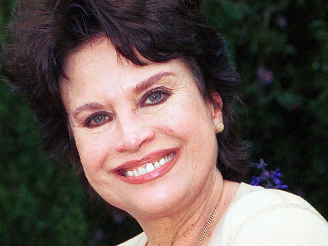 Lana Wood claims Robert Wagner cheated on Natalie Wood with a man ...