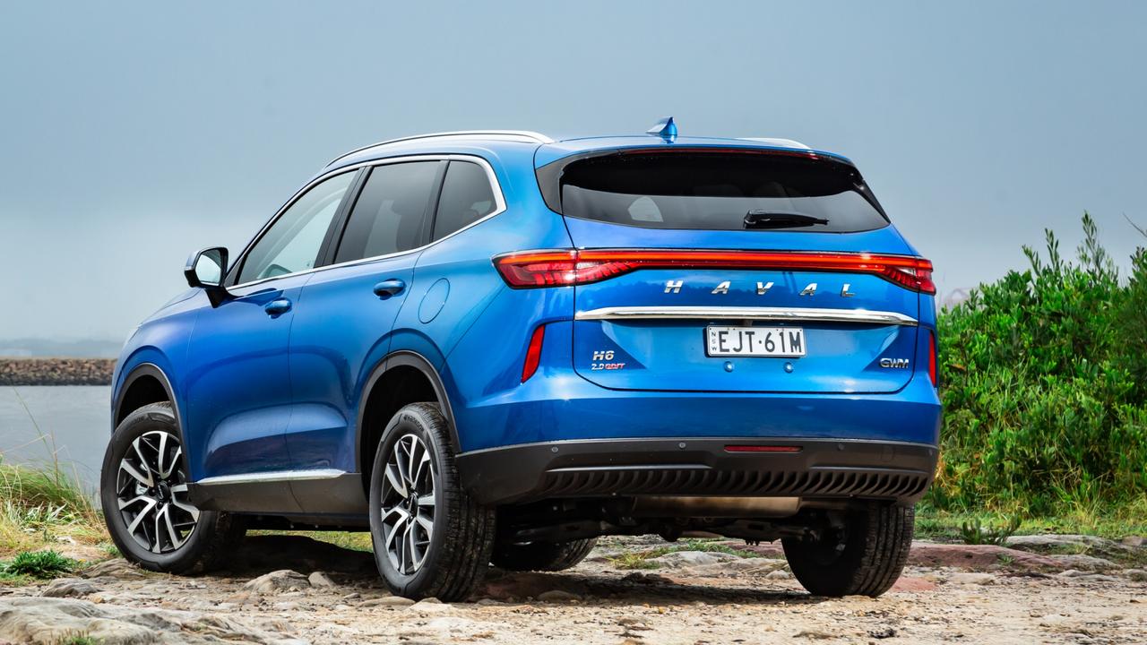 Good looks are an enticing feature of the 2021 Haval H6 Lux.