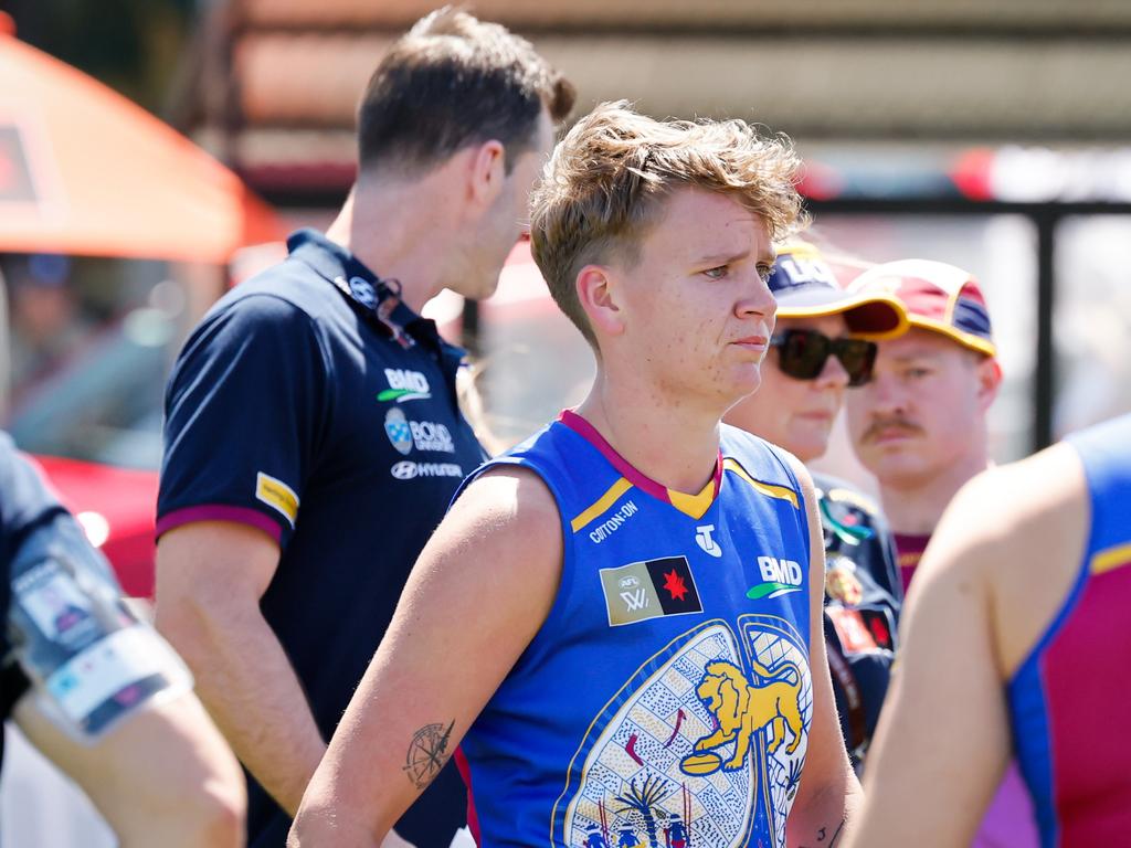 Dakota Davidson was upset after being abused by a member of the crowd last Sunday. Picture: Dylan Burns/AFL Photos via Getty Images