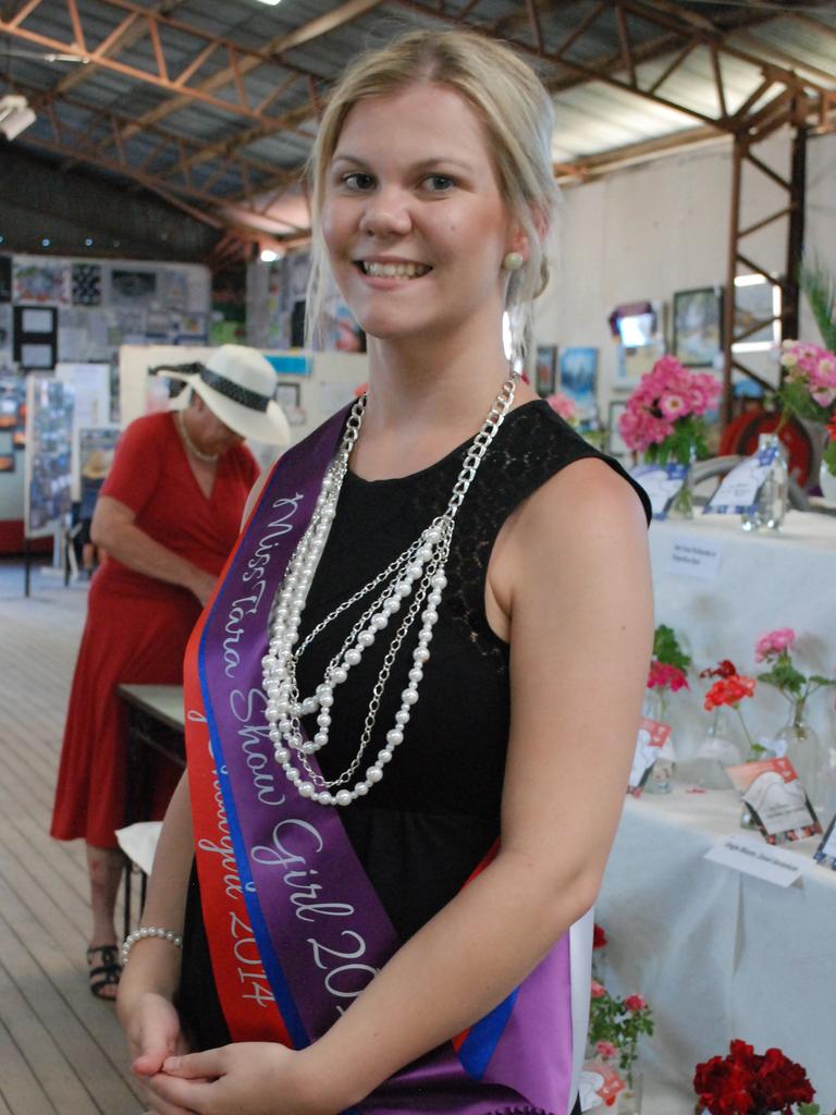 Kennedy Stenzel looking brilliant as Tara's Showgirl for 2014. Photo Alasdair Young / Chinchilla News