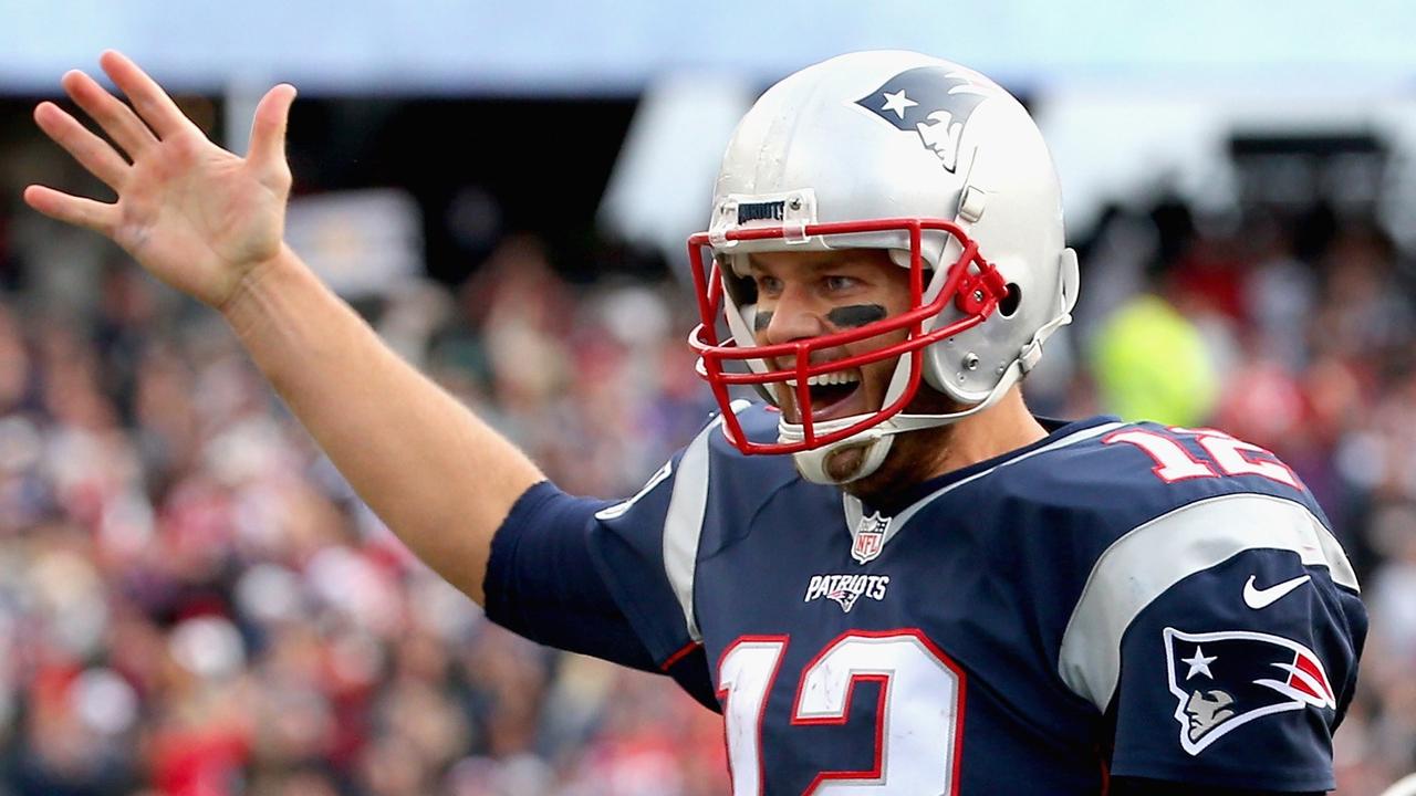 Late Brady TD pass helps Patriots hold off Ravens 30-23