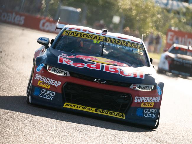 van Gisbergen had an incredible run to move from the back of the grid up to a fifth place finish. Picture:Daniel Kalisz/Getty Images)