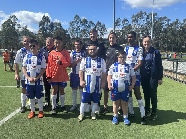 Macarthur FC players Jake Holman and Dean Bosnjak with the SNAPPaRoos at the 2024 Football4all Gala at Valentine Sports Park. Picture: Supplied