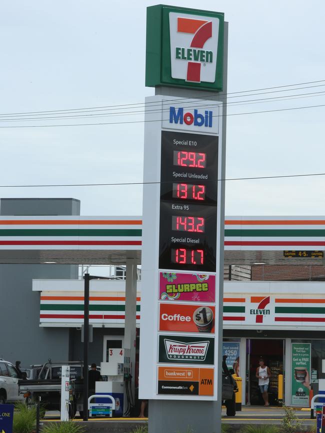 7 Eleven on Main Rd Toukley.