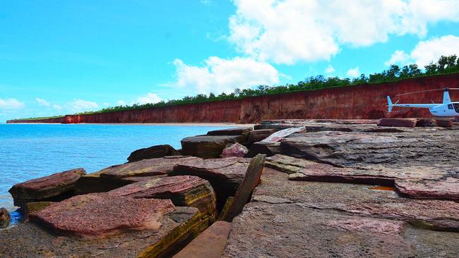 H<s1>elifish pilots like to get into places where there is plenty of parking and good access to land-based barra fishing.</s1>