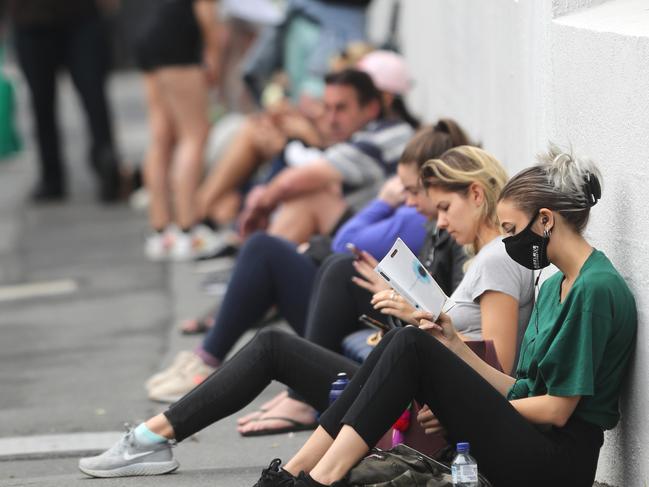 Crowds gather at the Fortitude Valley Centrelink.  Pic Peter Wallis