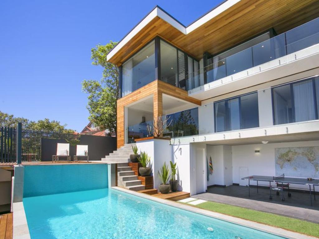 For $7500 a week, Boy George reportedly rented out this Vaucluse glamour pad.