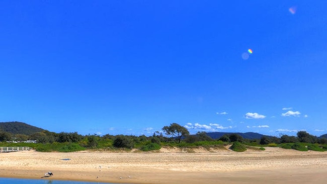 The tidal Killick Creek opens into the Pacific Ocean and provides sheltered swimming for children.