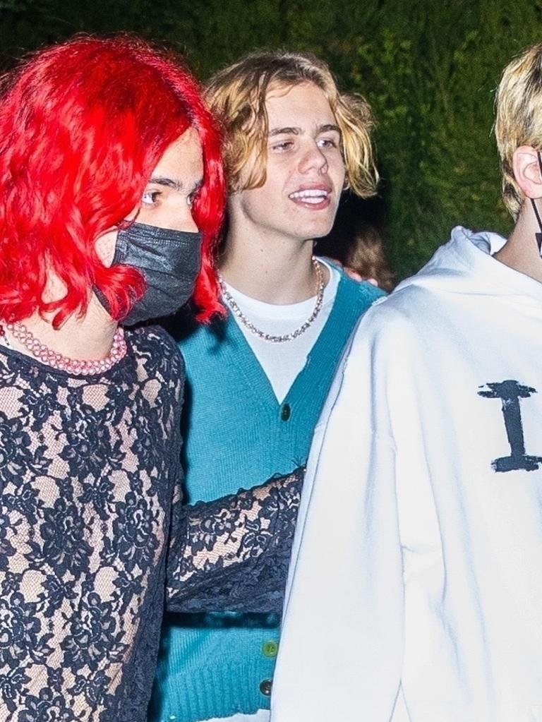 Tell us that’s not a young Justin Bieber. Picture: @TheHapaBlonde/BACKGRID