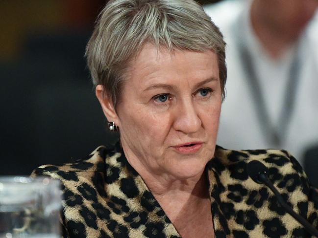 Auditor-General of NSW Margaret Crawford is seen at an Inquiry by a NSW parliamentary committee into the delayed Sydney Light Rail project in Sydney, Monday, August 20, 2018. (AAP Image/Brendan Esposito) NO ARCHIVING