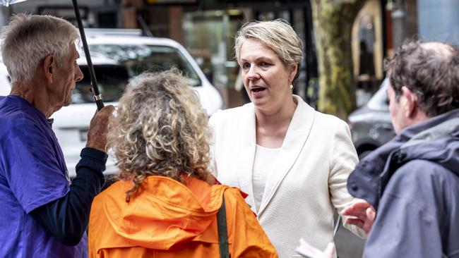 Tanya Plibersek campaigning to locals in Kings Cross. Picture: Darren Leigh Roberts