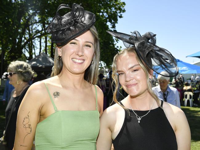 Apiam Bendigo Cup was held at Bendigo Racecourse, Bendigo, Victoria, on Wednesday, October 30th, 2024. Pictured enjoying the horse racing carnival are Aaltje and Cody. Picture: Andrew Batsch