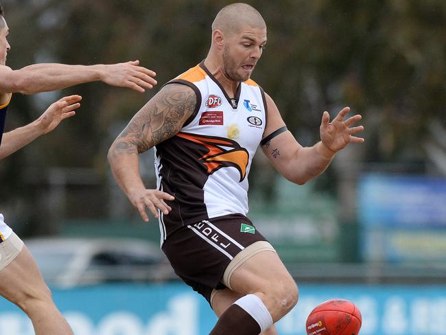 Cameron Cloke booted 92 goals for Craigieburn in 2016.