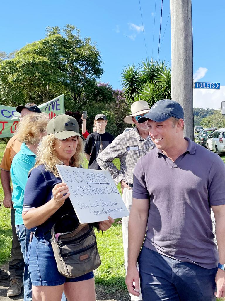 Premier Stephen Miles made the trip to Eungella on April 2 to meet with the public on the pumped hydro project. Photo: Fergus Gregg