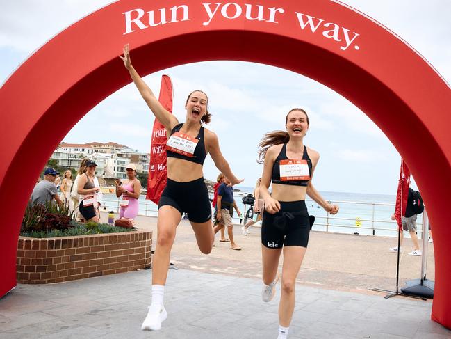 Fitfluencers Steph Claire Smith and Laura Henshaw for the KIC Champions run. Picture: Supplied,