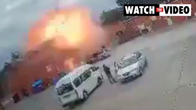 Huge explosion rocks Canberra shopping strip