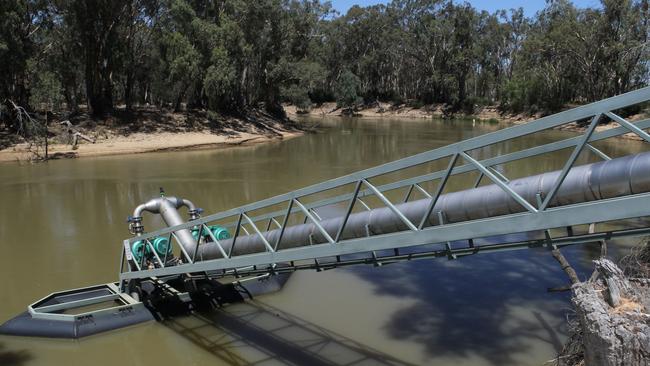 Every water trade in Australia will be given an identification number that will allow the BOM and ACCC to track each buyer, seller and broker.