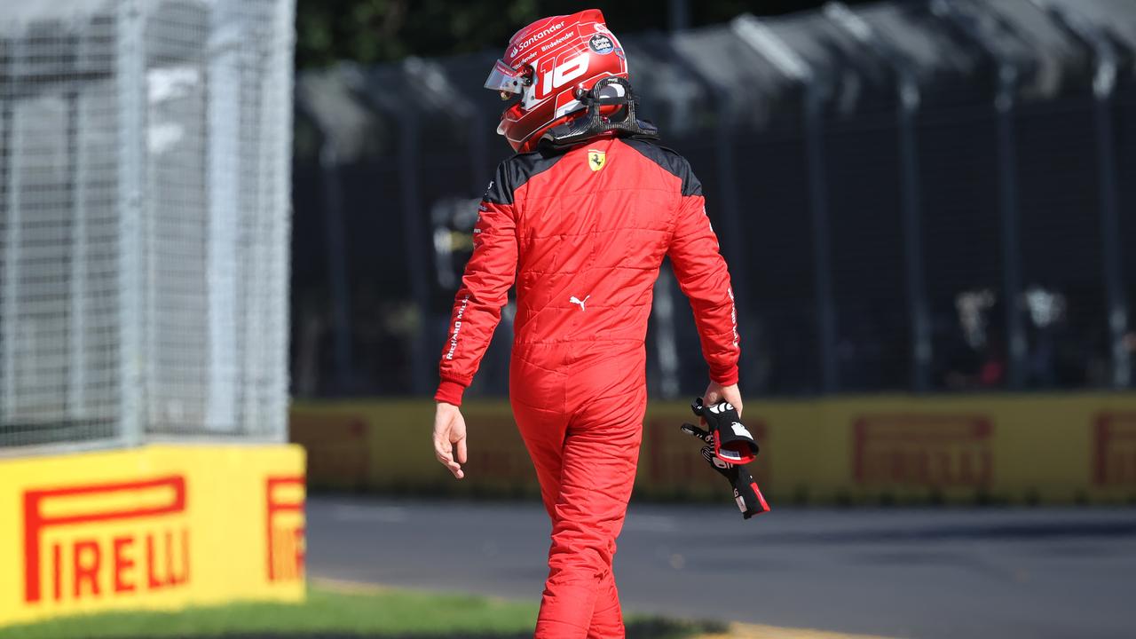 Itu adalah hari yang berat bagi Ferrari dan Charles Leclerc.  Gambar: David Caird