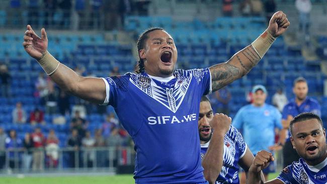Joey Leilua does the Haka after the win during the Samoa V Tonga rugby league test match at Cbus Super Stadium, Carrara. Pics Adam Head