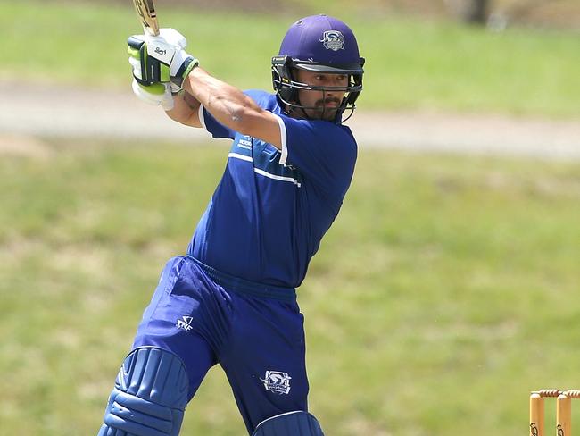 Premier Cricket: Greenvale Kangaroos v Melbourne University: Joshua Trembearth of Greenvale batting on Saturday, December 4, 2021 in Greenvale, AustraliaPhoto: Hamish Blair