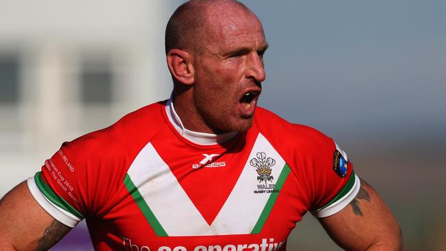 NEATH, WALES - OCTOBER 17: Wales player Gareth Thomas makes a point during the Rugby League Alitalia European Cup match between Wales and Ireland at the Gnoll on October 17, 2010 in Neath, Wales. (Photo by Stu Forster/Getty Images)