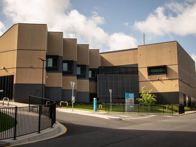 Flinders Medical Centre, Bedford Park SA, building exteriors, Saturday October 20, 2018, new section to the east of the main entrance - pic AAP/MIKE BURTON