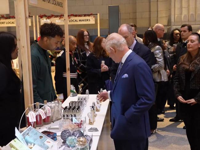 Charles joins Apple CEO to browse the Christmas markets