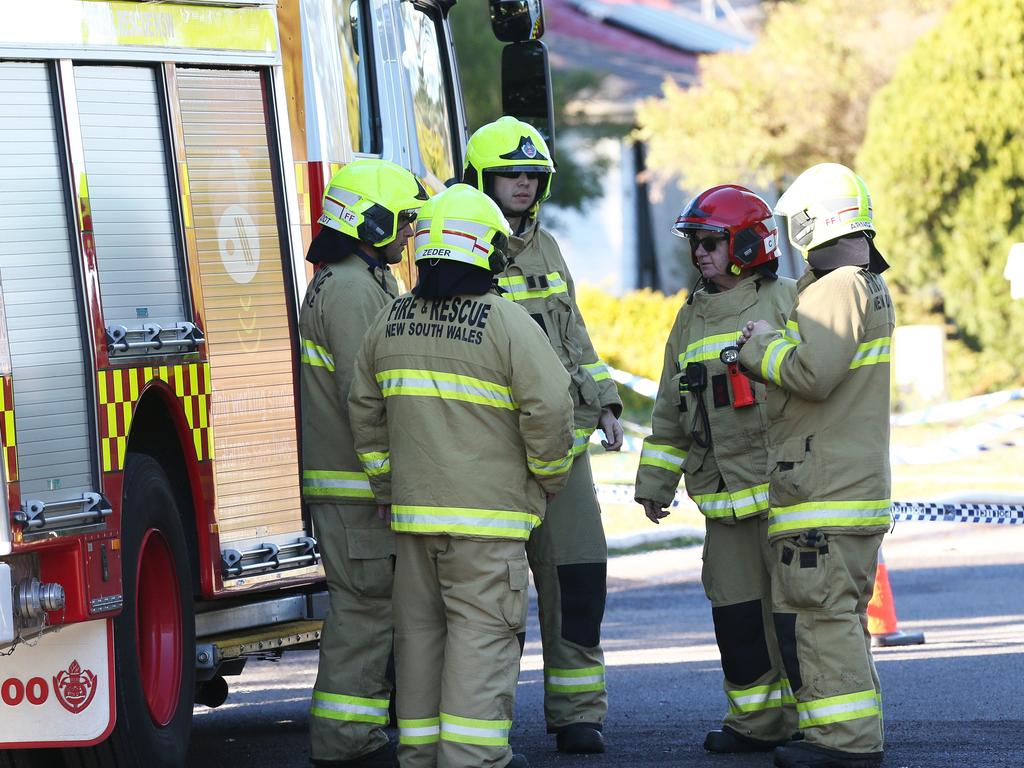 Woman dead in house fire in Raymond Terrace | Daily Telegraph
