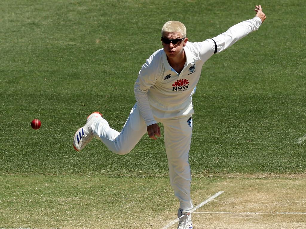 Adam Zampa of the Blues bowls during the Sheffield Shield (Photo by Matt King/Getty Images)