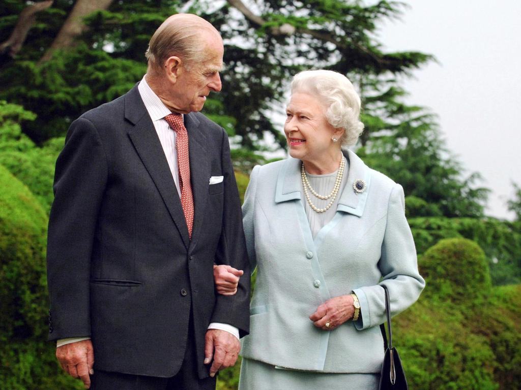 The Queen will be forced to sit away from her family due to covid restrictions. Picture: REUTERS/Fiona Hanson/Pool