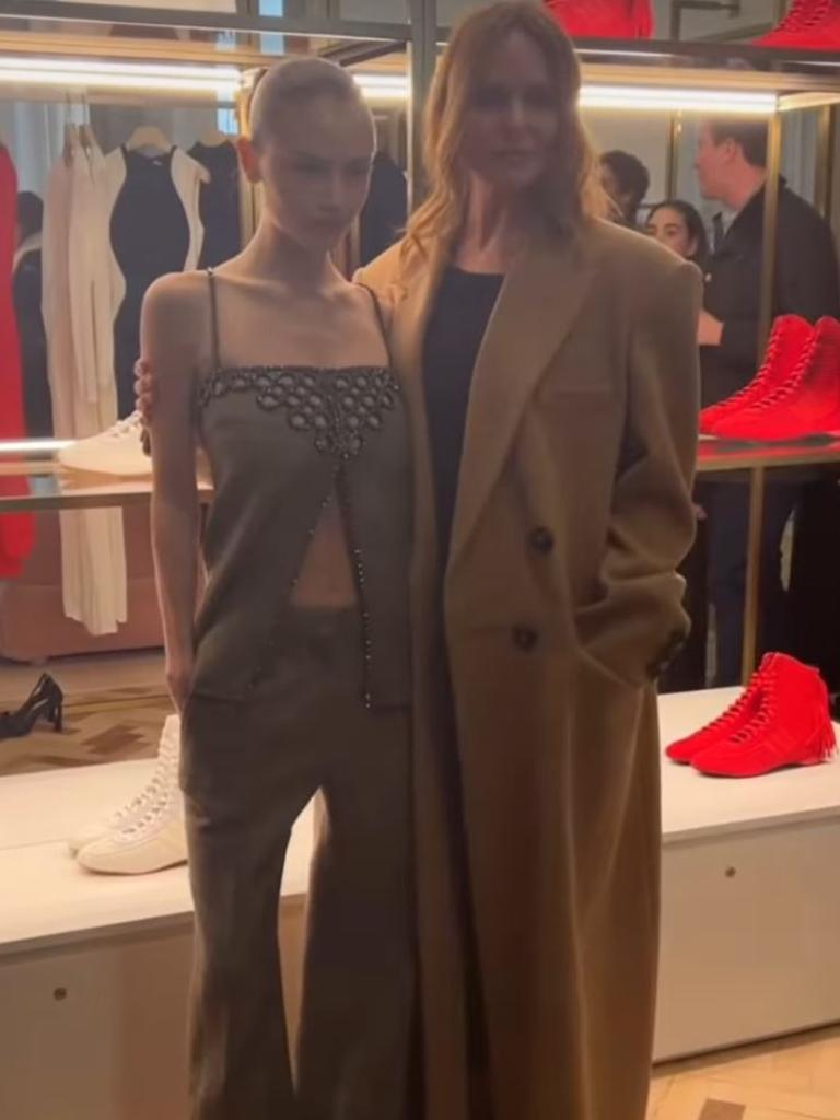 Leni posing with Stella McCartney. Picture: Instagram/DailyFrontRow