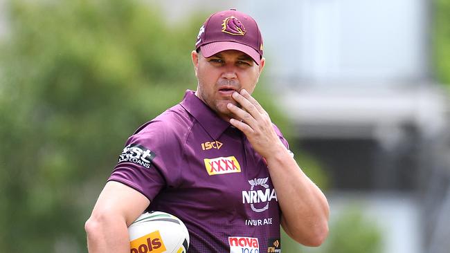 Seibold got a proper look at his Broncos players. (AAP Image/Dan Peled)