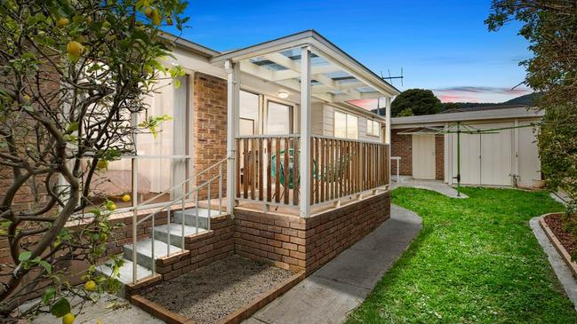 5 Halley Road, Ferntree Gully, sold for $795,000.