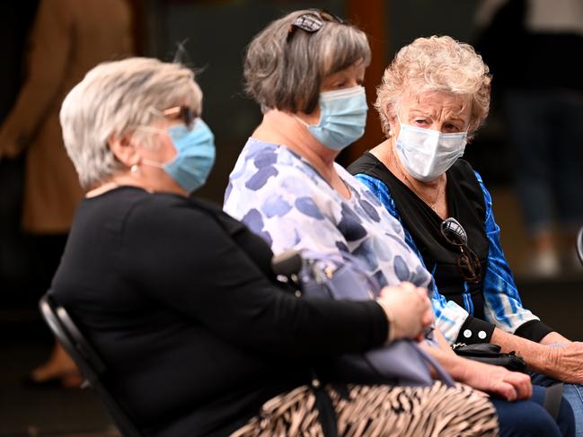 BRISBANE, AUSTRALIA - NewsWire Photos - JULY 19, 2022. People were face masks in central Brisbane as covid infections and hospitalisations are on the rise.Picture: NCA NewsWire / Dan Peled