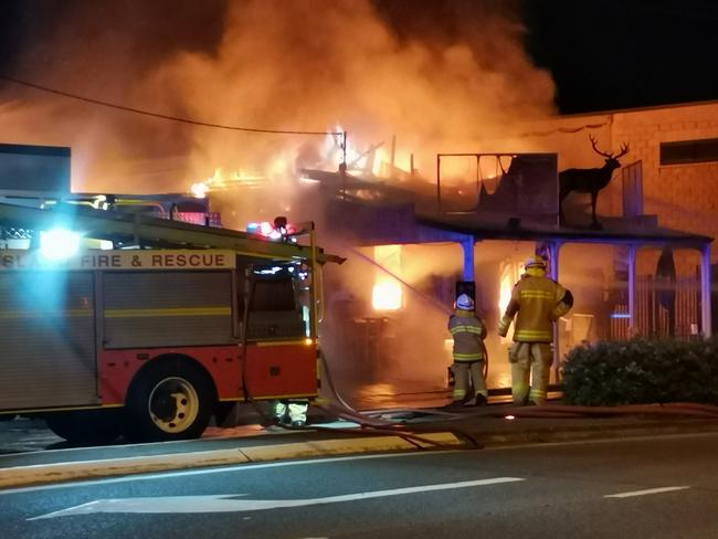 Community rallies after popular cafe burnt to ground overnight