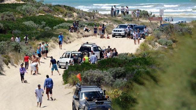 A traffic jam at beach road Goolwa Beach caused by a 4WD becoming bogged. Picture: David Cronin