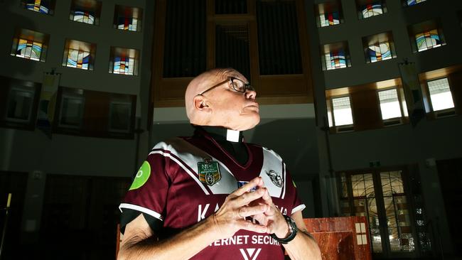 Avid fan Father Jack Robson is praying for a miracle for Many to make the NRL finals series. Picture by Peter Lorimer.