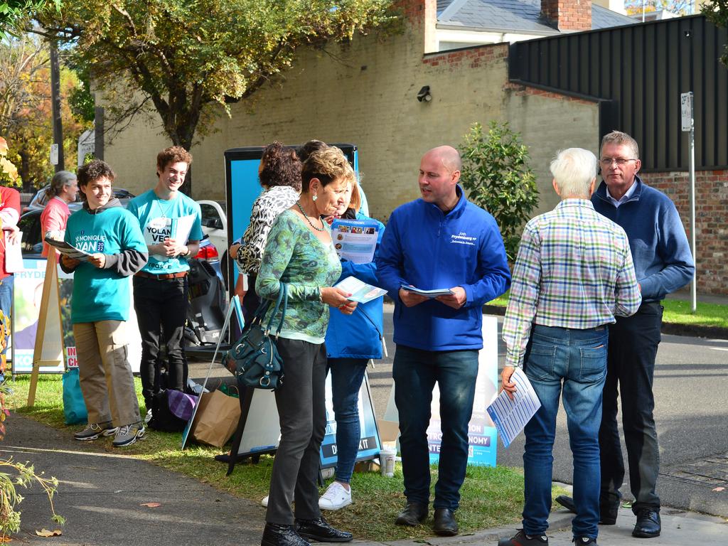 Concerning behaviour included campaigners being loud, aggressive and pushy, harassing and being aggressive towards other campaigners and racial vilification and sexist comments. Picture: NCA NewsWire / Nicki Connolly