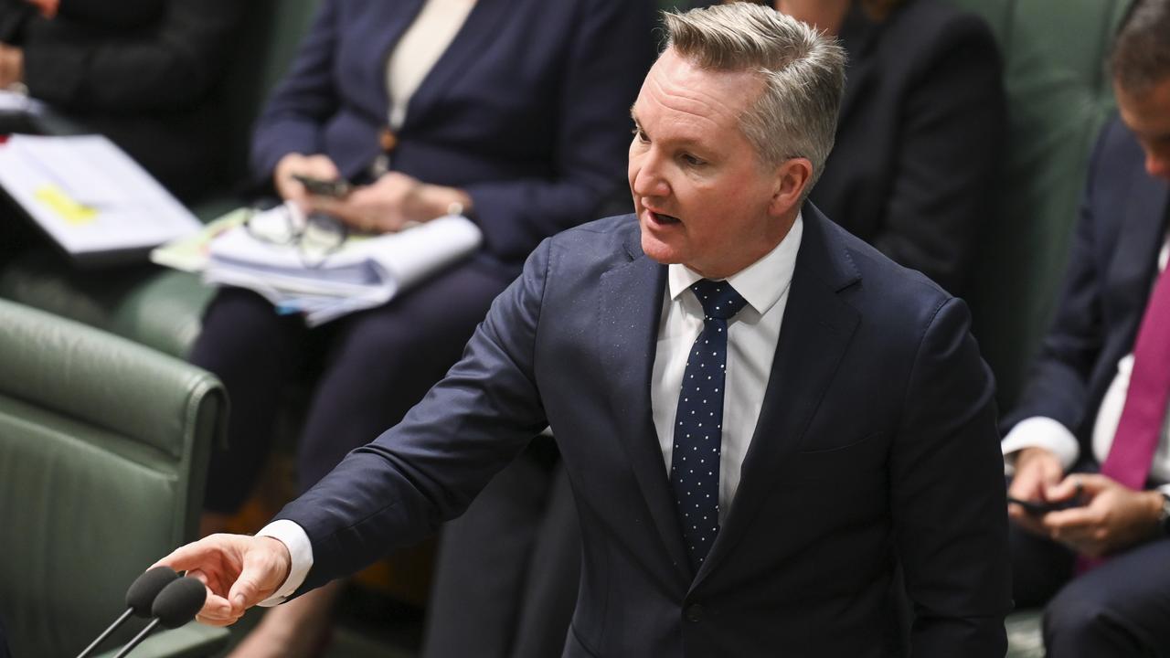 Energy Minister Chris Bowen. Picture: NCA NewsWire / Martin Ollman