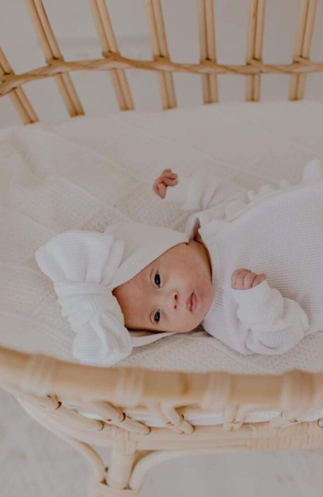 Phoebe Estelle Young: 10/08/2023 - Kawungan