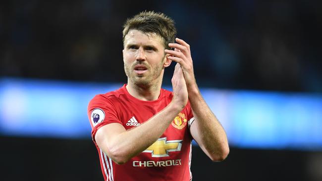 Manchester United's English midfielder Michael Carrick